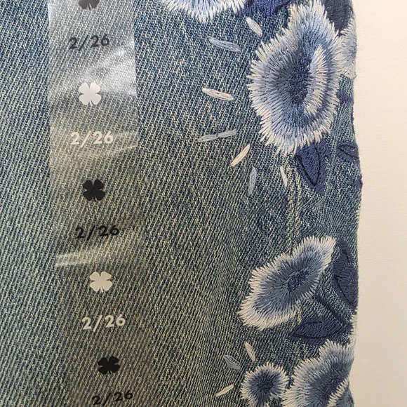 Lucky Brand High Rise 90s Loose Crop Blue Floral Straight Leg Jeans - Picture 4 of 4